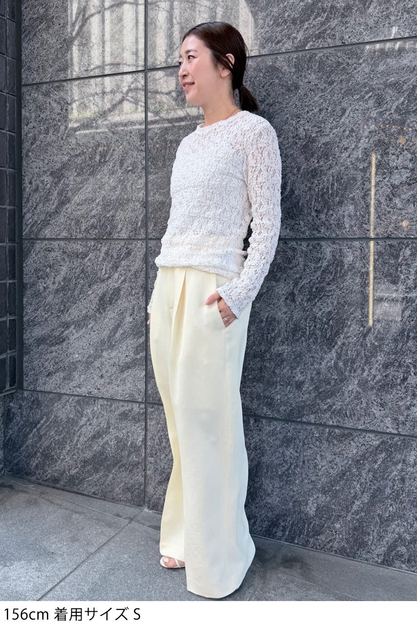 STUNNING LURE シュランクレースロンT 66325: Allover Lace Fit and Flare with Plunging V-Neck and Bell