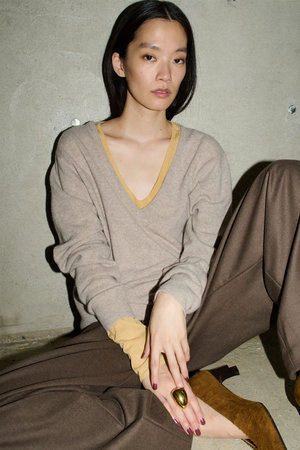 スタニングルアー/STUNNING LUREの【予約販売】ワイドVネックプルオーバー(110300/110301)