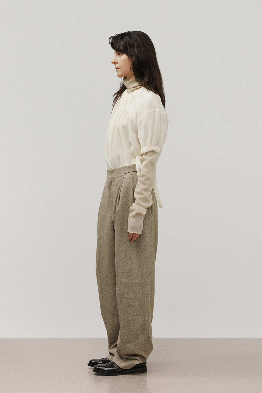 DEPAREILLE(デパリエ)｜シルキーギャザーブラウス/オフホワイト