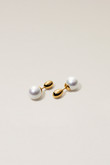 FAKE PEARL ゴールドスタッズピアス M