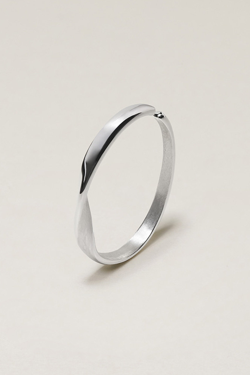サラース/SARARTHの【ELLE SHOP限定】SUBLIME TWIST イヤーカフ（片耳用）(シルバー/SE-J261006)