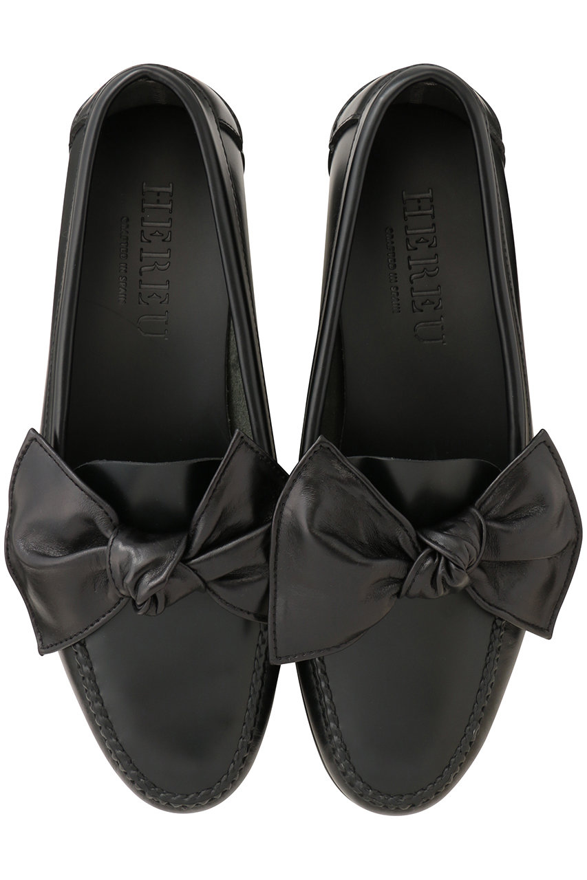 ヘリュー/HEREUのCorbati スリッポンローファー(ブラック/COMJDRWFA25)