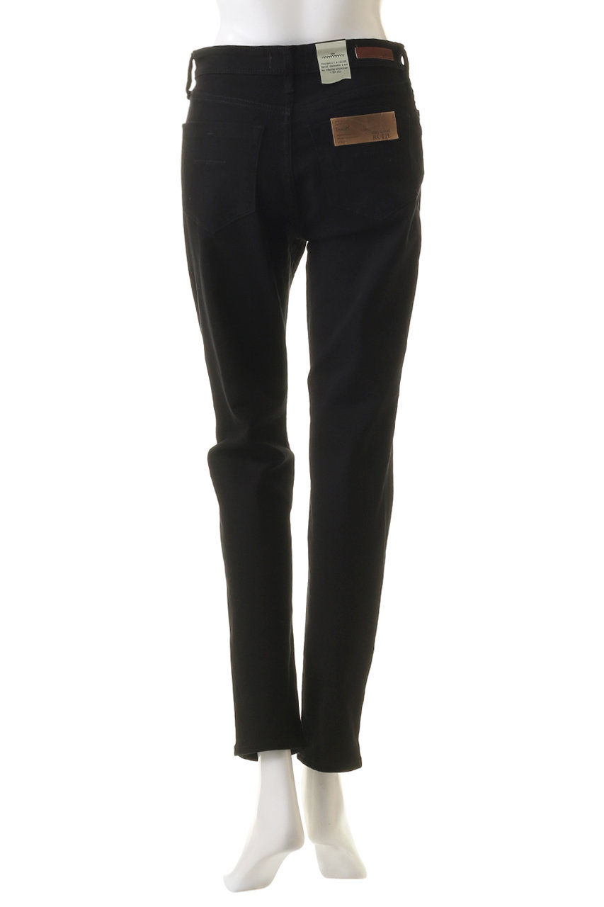 【極美品】Yanuk スリムテーパード\"RUTH\" ブラック YANUK(ヤヌーク)｜スリムテーパード【RUTH】/ブラック の通販