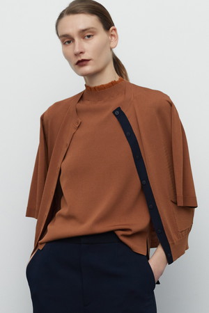 ベイジ，/BEIGE，のVALOIS（ヴァロア）/ニットトップス(110300/110301)