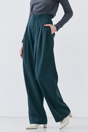 ベイジ，/BEIGE，のSTEVIA（ステビア）/ウール混タックワイドパンツ(110600/110601)