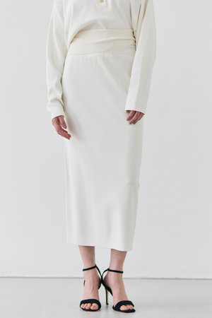 ベイジ，/BEIGE，のLAURA（ロラ）/ Iラインリブスカート(110700/110703)