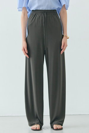 ベイジ，/BEIGE，のMELLE（メル）/ハイストレッチイージーパンツ(110600/110601)