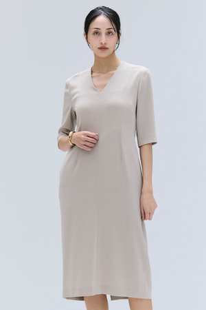 ベイジ，/BEIGE，のCINDY（シンディ）/Vネックハーフスリーブワンピース(110500/110503)