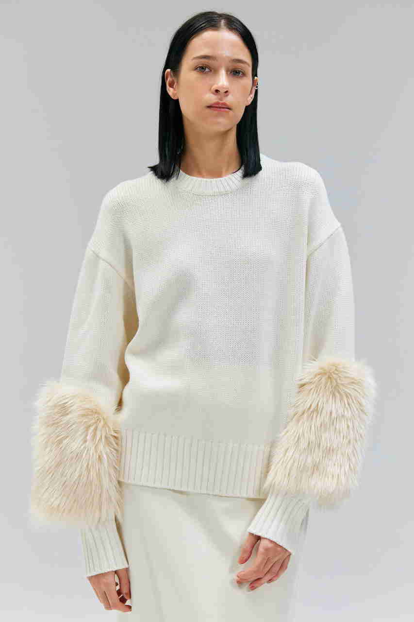 BEIGE，(ベイジ，)｜CHESTER / フェイクファークルーネックニット/Bone