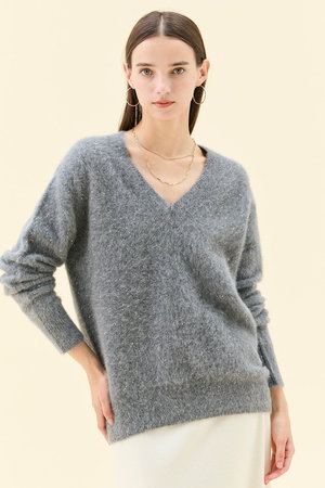 ベイジ，/BEIGE，のAMARILLO / スパンコールフォックスVネックニット(110300/110301)