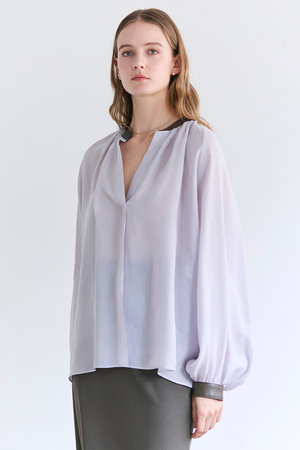 ベイジ，/BEIGE，の【予約販売】PAULINE / リネンヴィスコースフェイクレザー配色ブラウス(110400/110403)