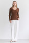 LABRADO（ラブラド）/ランダムリブ Uネックニット ベイジ，/BEIGE，
