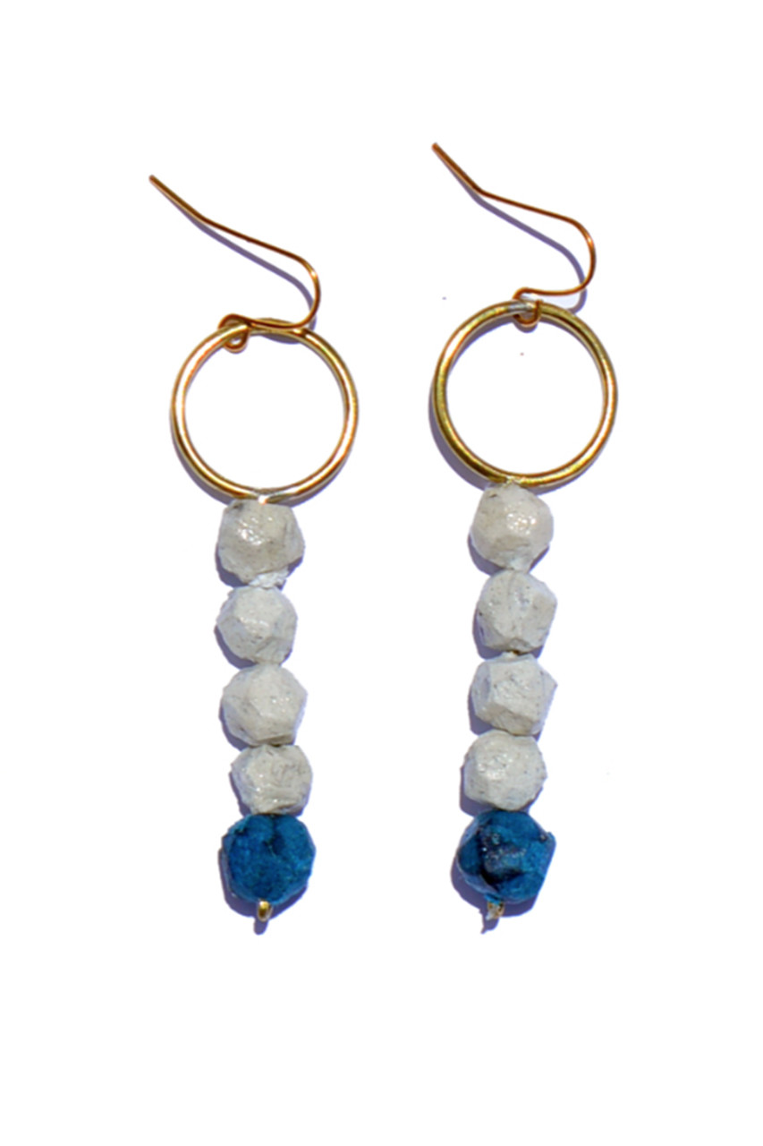 プラウドリー・フロム・アフリカ/Proudly from Africaの【QUAZI DESIGN】Quatz earring stone and blue bottom bead(QPE)(ブルー/Quatz earring stone)