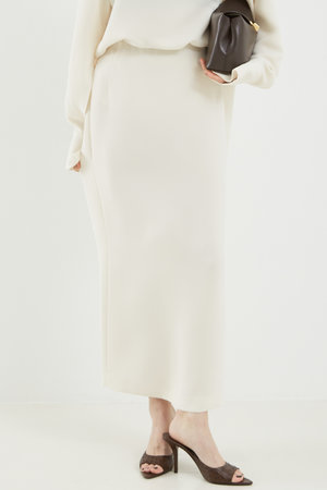 ザ ストア バイシー/THE STORE by C'のペアリングタイトスカート