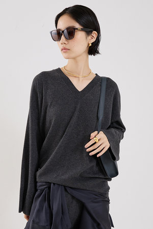 ザ ストア バイシー/THE STORE by C'の【COCUCA】Vネックニット(110300/110301)