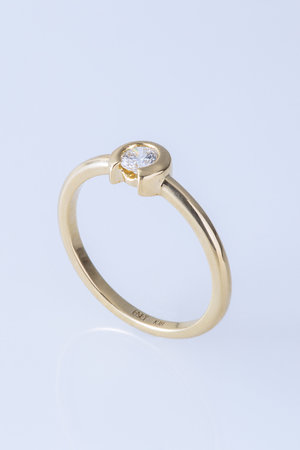 お値下げ おまけ付き新品未使用ENEYキヘイチェーンダイヤリング ピアス