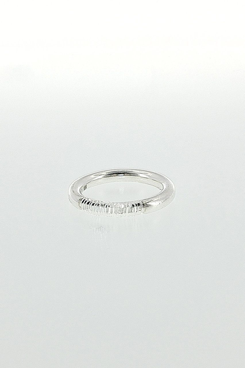 エネイ/ENEYのQuartz SV925ストライプカットリング(シルバー/035-01-1)