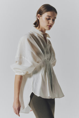 ルームエイト/Room no.8の【Room no.8 BLACK】LINENポプリン タッキングプルオーバー(110400/110403)