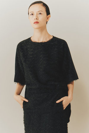 ルームエイト/Room no.8の【Room no.8 BLACK】シアー カットジャカード ハーフスリーブ トップス(110400/110402)