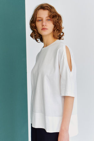 カットソー Room 8 ホワイトトップス Room no.8｜ルームエイトのカットソー・Tシャツ通販｜ELLE SHOP