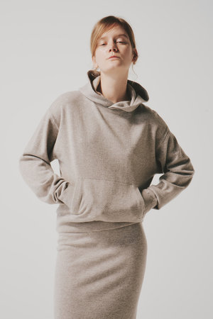 ルームエイト/Room no.8のカシミヤ フーディ トップス(110100/110105)