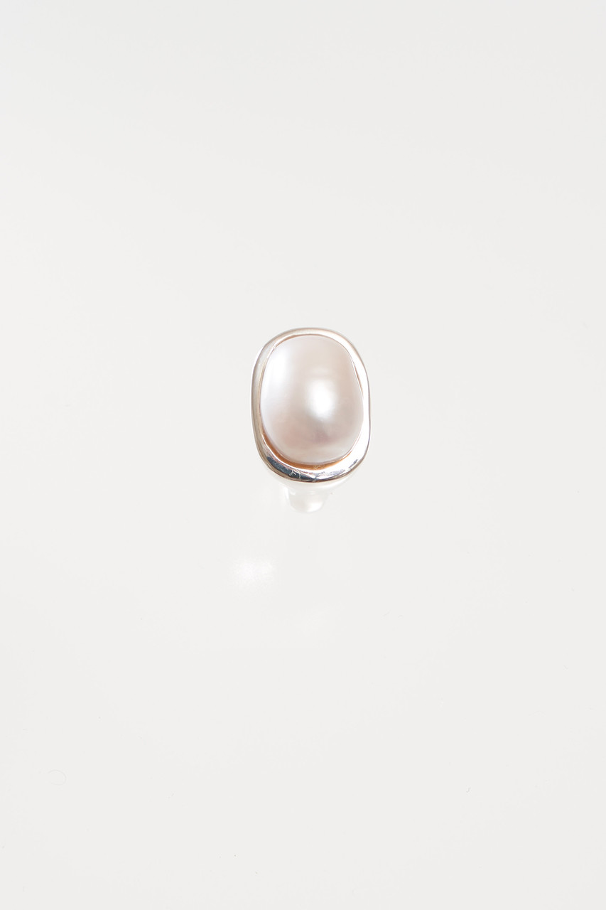 PLOW(プラウ)｜Pearl イヤーカフ（片耳用）/シルバー の通販｜ELLESHOP