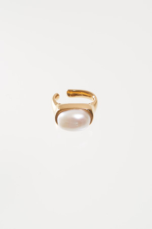 プラウ/PLOWのPearl イヤーカフ（片耳用）(150100/150102)