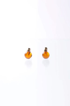 プラウ/PLOWのSunny C Amber ピアス(150100/150101)