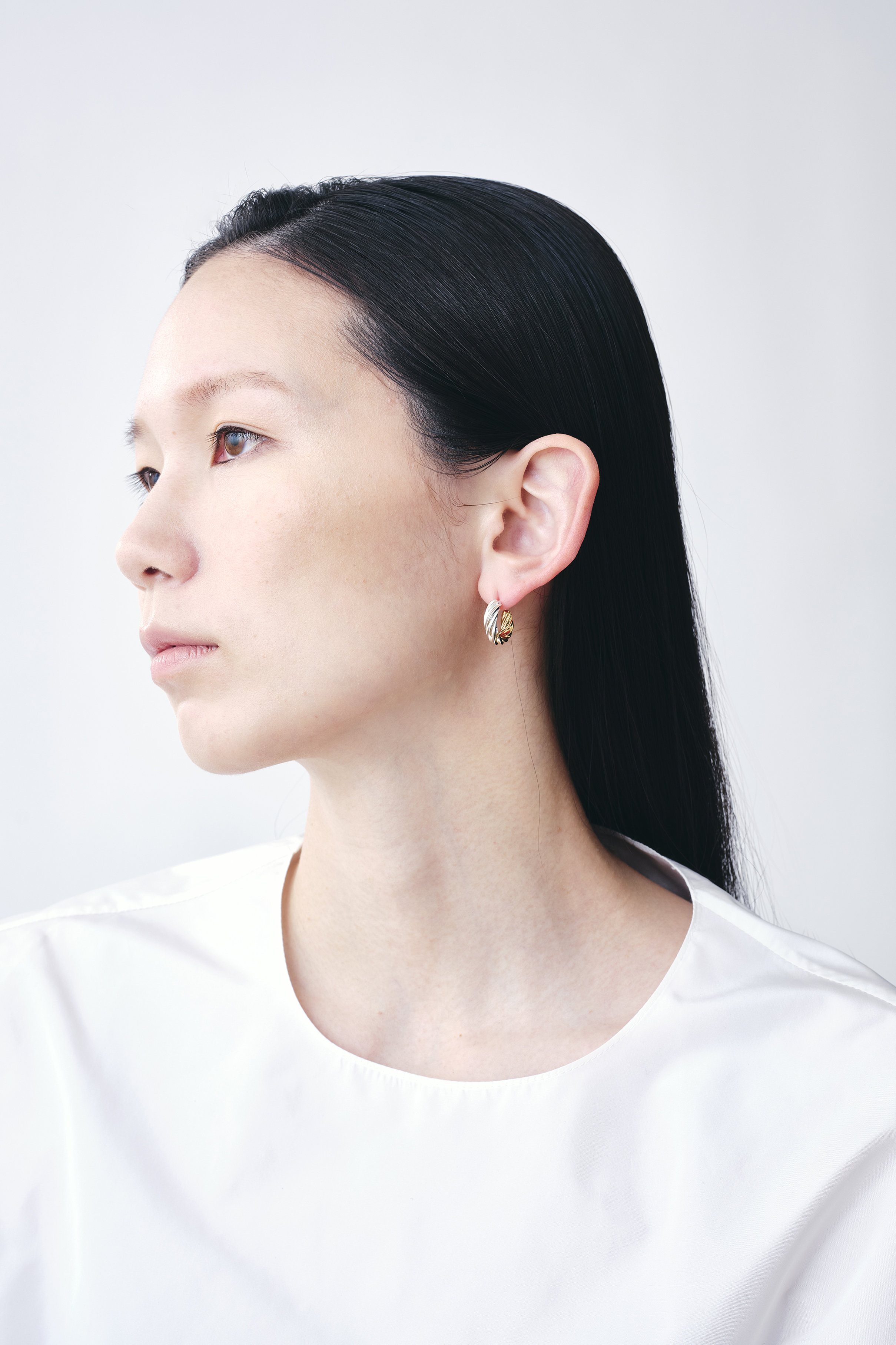 PLOW(プラウ)｜French ピアス Medium/ゴールド×シルバー の通販