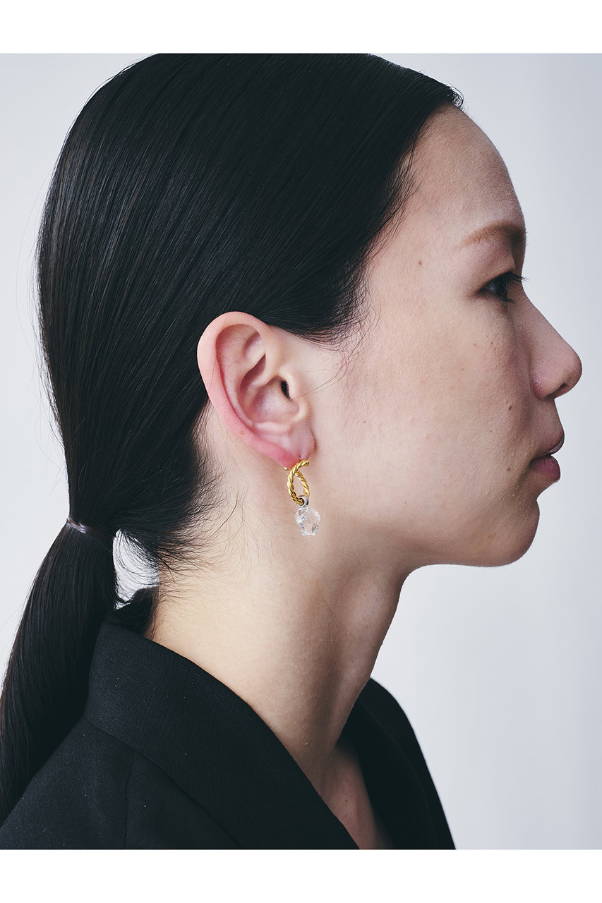 PLOW(プラウ)｜Wreath ピアス S Charm Herkimer Quartz/ゴールド の