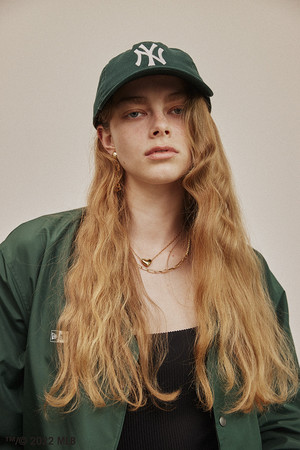 【UNISEX】9TWENTY WASHED(NY) キャップ