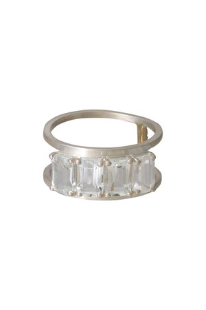 アドリン ヒュー/Adlin HueのWhite Topaz ハリリリング(150400/150401)