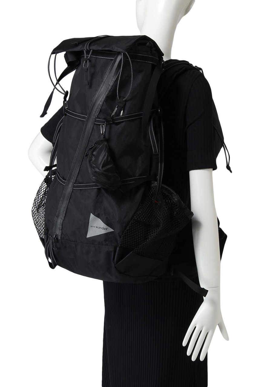 and wander(アンドワンダー)｜【UNISEX】X-Pac 40L backpack/ブラック 