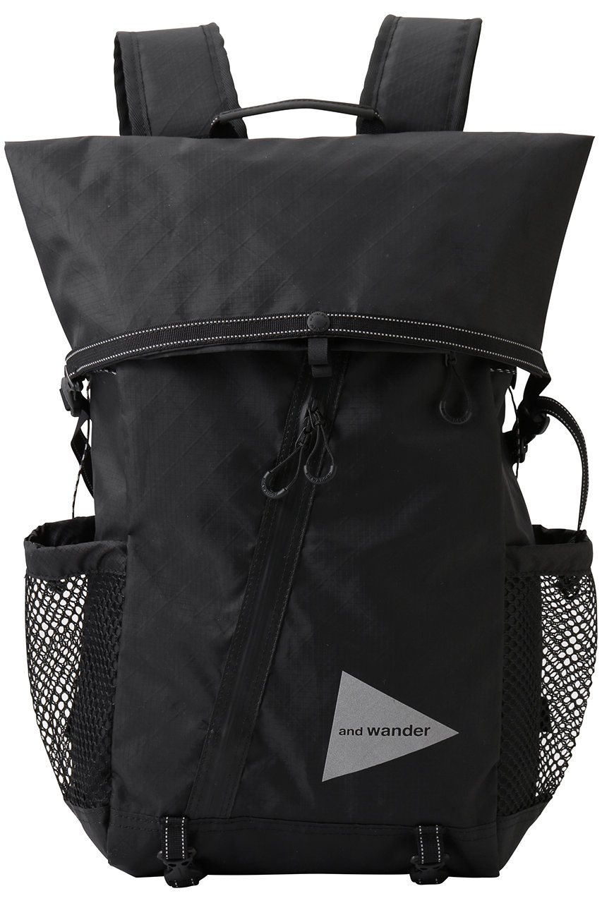 アンドワンダー/and wanderの【UNISEX】ECOPAK 18L backpack(ブラック/5745975203)