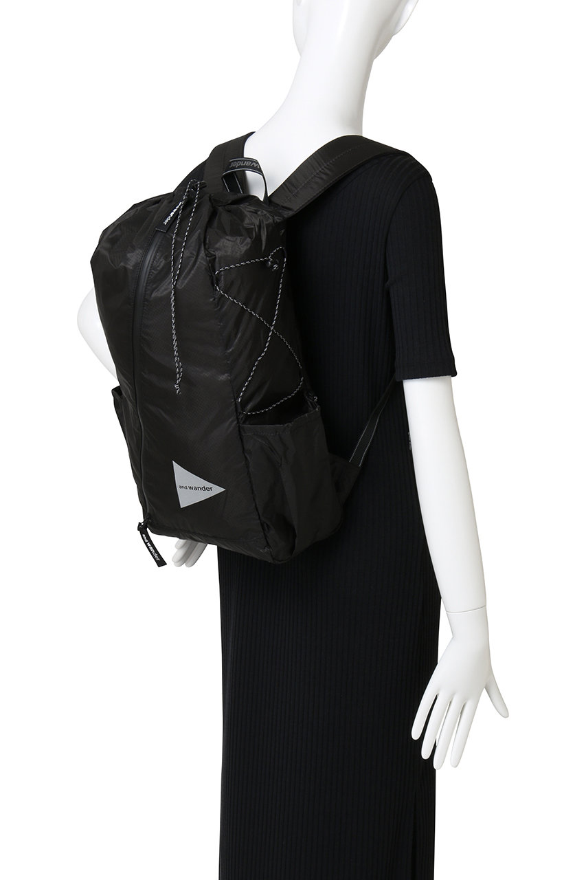 and wander(アンドワンダー)｜【UNISEX】sil デイパック/ブラック の