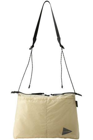 アンドワンダー/and wanderの【UNISEX】sil サコッシュ(140800/140802)