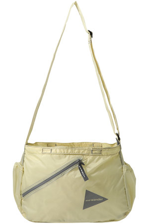 アンドワンダー/and wanderの【UNISEX】sil ショルダーバッグ(120100/120101)