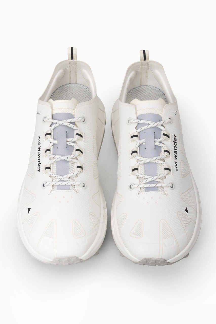 アンドワンダー/and wanderの【予約販売】【UNISEX】radial sneakers(オフホワイト/5746978126)