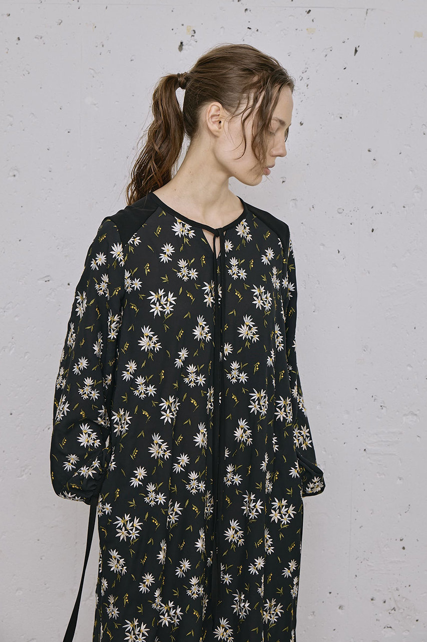 LOKITHO フラワー エンブロイダリー ドレス size2 LOKITHO(ロキト)｜フラワー エンブロイダリー リボン ドレス/ホワイト