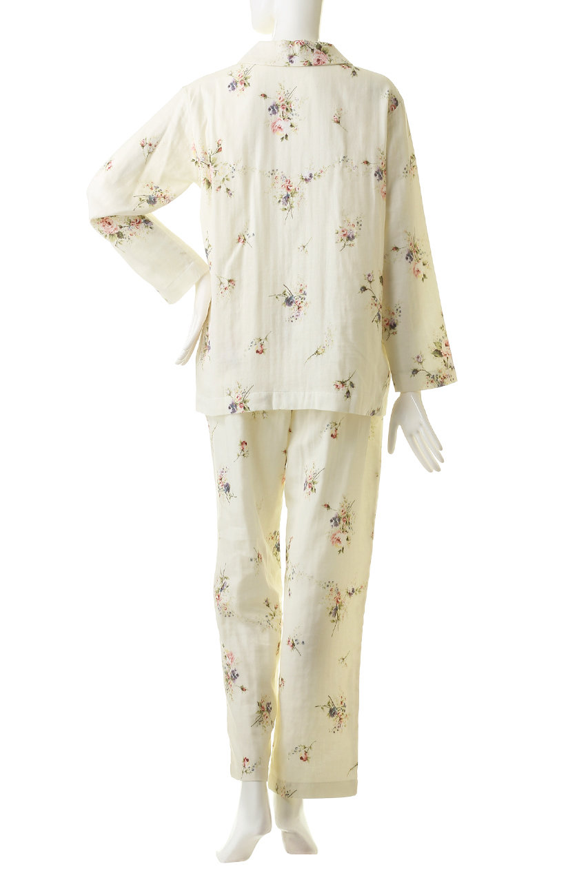 IKUKO(イクコ)｜ダブルガーゼ花柄プリント襟付きパジャマ/アイボリー 