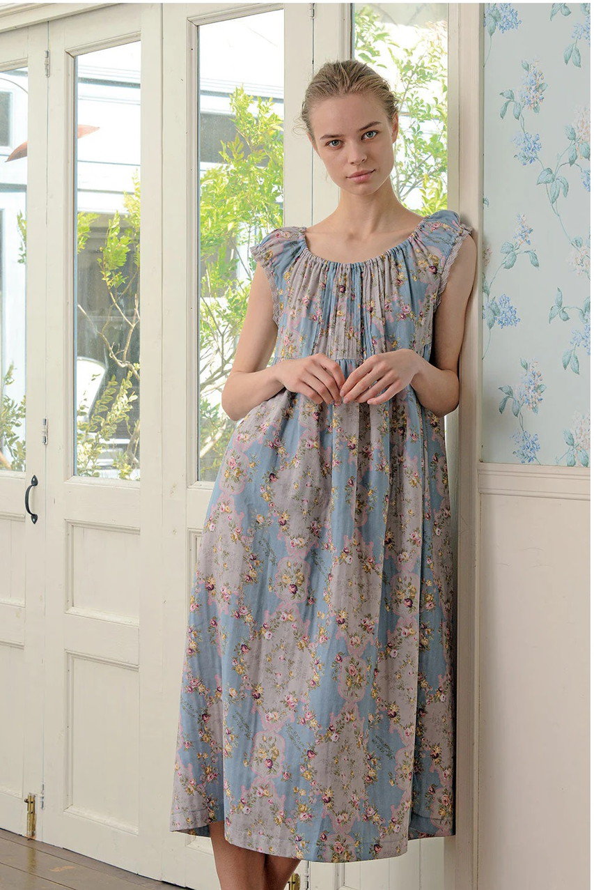 IKUKO(イクコ)｜ダブルガーゼ花柄プリント ピンタックロングネグリジェ