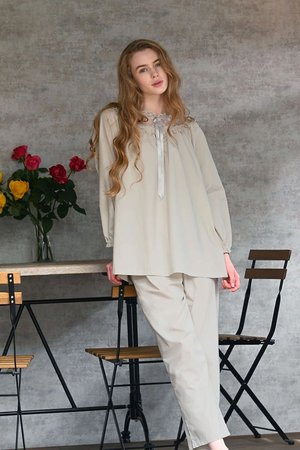 イクコ/IKUKOのコットンローンシルクパジャマ