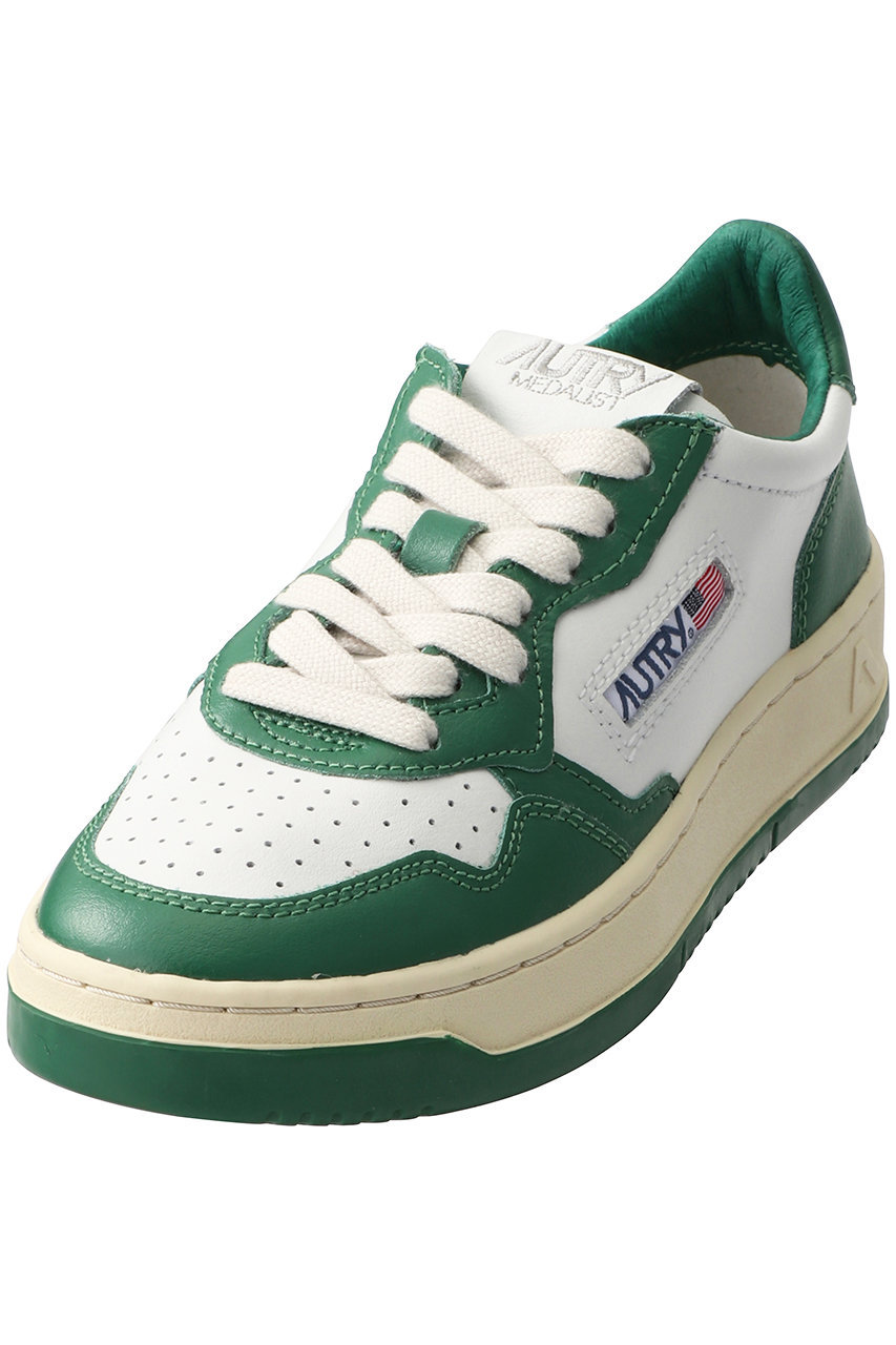 AUTRY/オートリー｜足元に大人なナチュラルカラーのレザースニーカーを