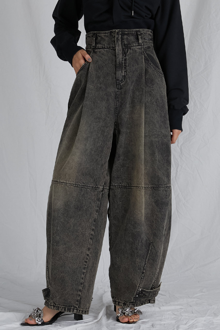 【予約販売】ハイウエストバナナデニムパンツ / High Waist Banana Denim Pants