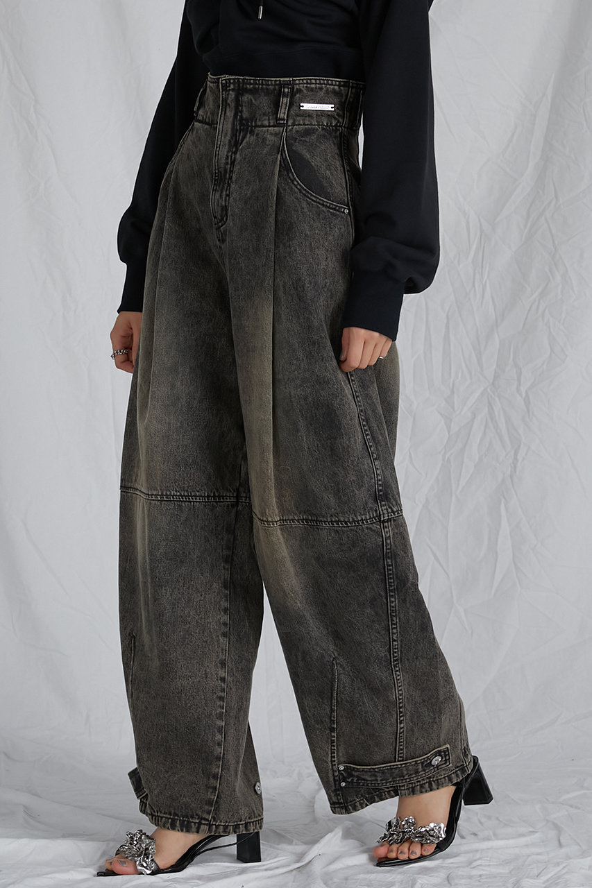 【予約販売】ハイウエストバナナデニムパンツ / High Waist Banana Denim Pants