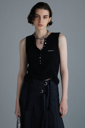 プランク プロジェクト/PRANK PROJECTのヘンリーブークレーニットタンク / Henley Boucle Knit Tank(110100/110101)