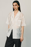 クロスレースオープンカラーシャツ / Cross-Lace Open-Neck Shirt