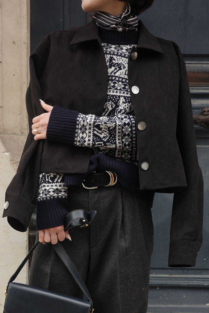 aLORS(アロー)｜Veste courte en Alcantara Noir de Lune Artemis  