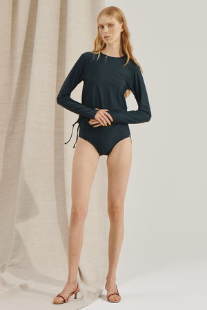 コルコバード/CORCOVADOのサイドシャーリングラッシュガード(180400/180401)