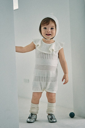 マールマール/MARLMARLの【BABY】knit frill rompers(200100/200101)